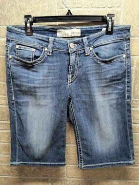 BKE Denim Culture Parkston Men’s 29 Bermuda Shorts Blue Distressed Embroidered